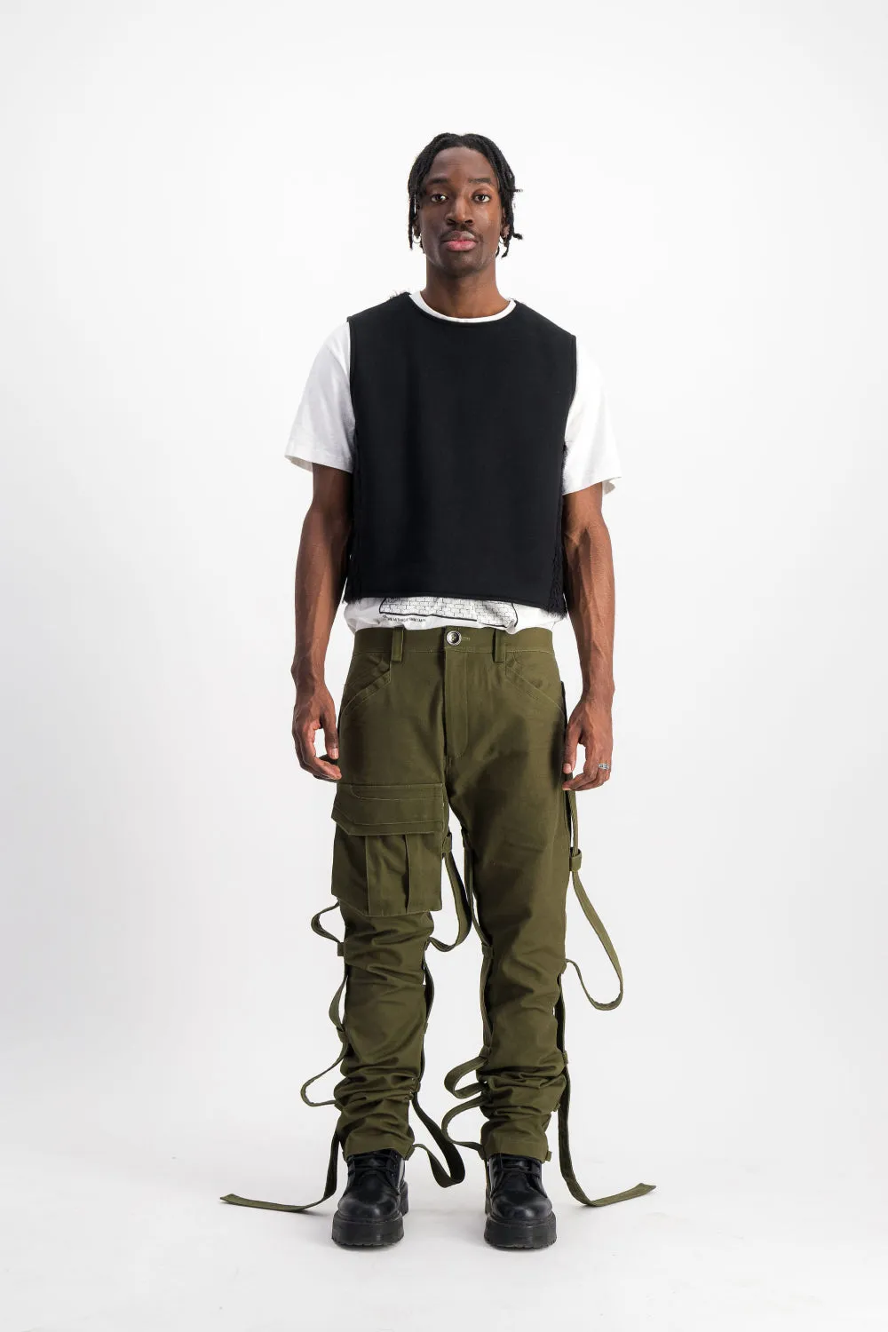 BLACK BULLETPROOF VEST