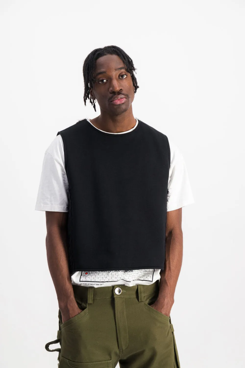 BLACK BULLETPROOF VEST