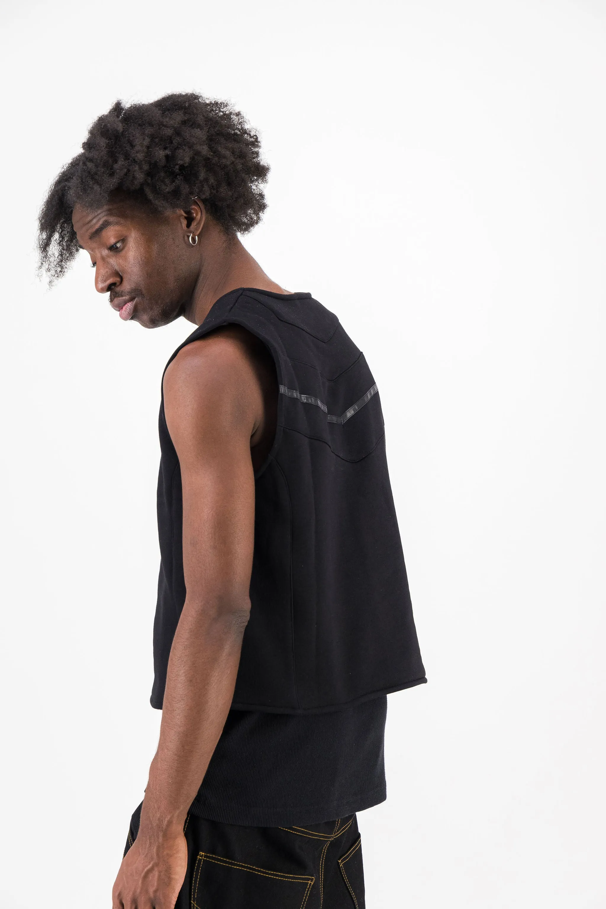 BLACK BULLETPROOF VEST