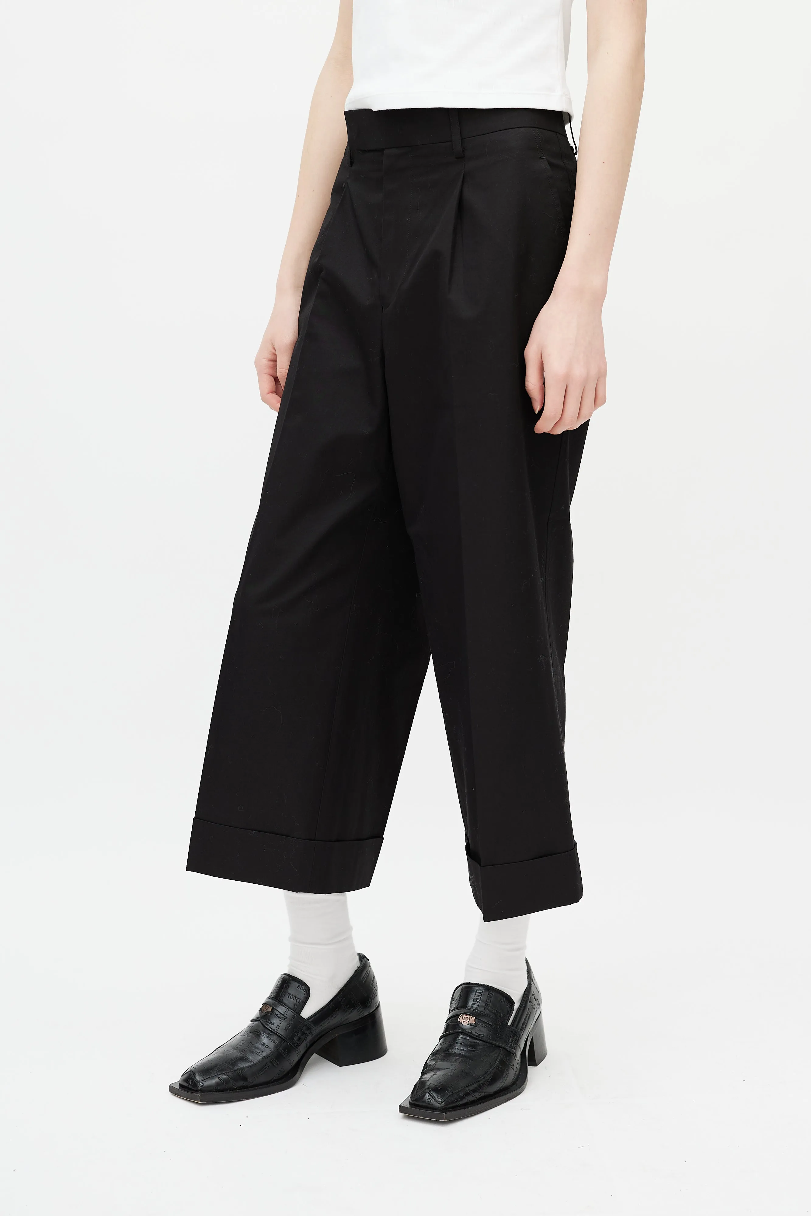 Black Pleated Wide Leg Trouser