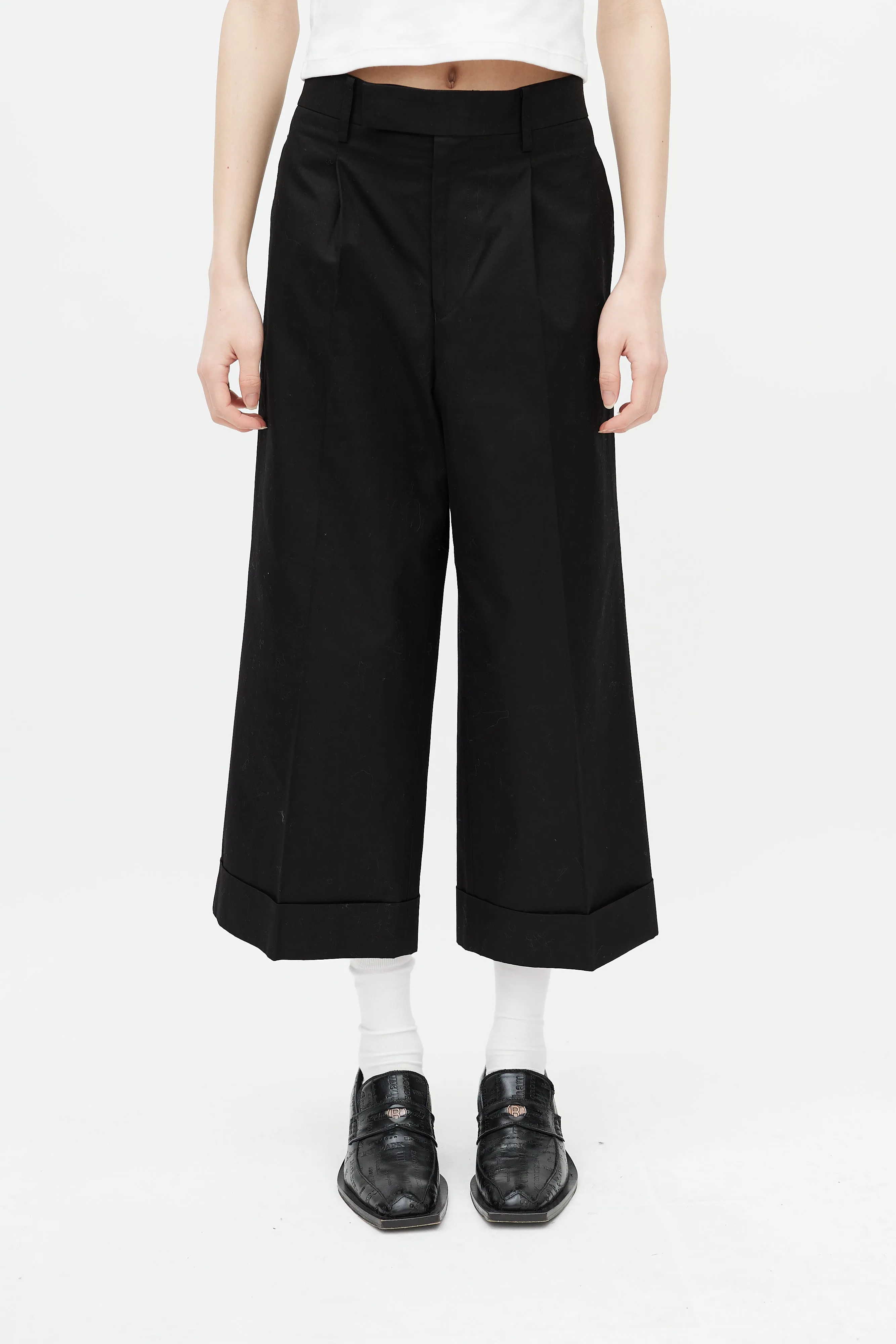 Black Pleated Wide Leg Trouser
