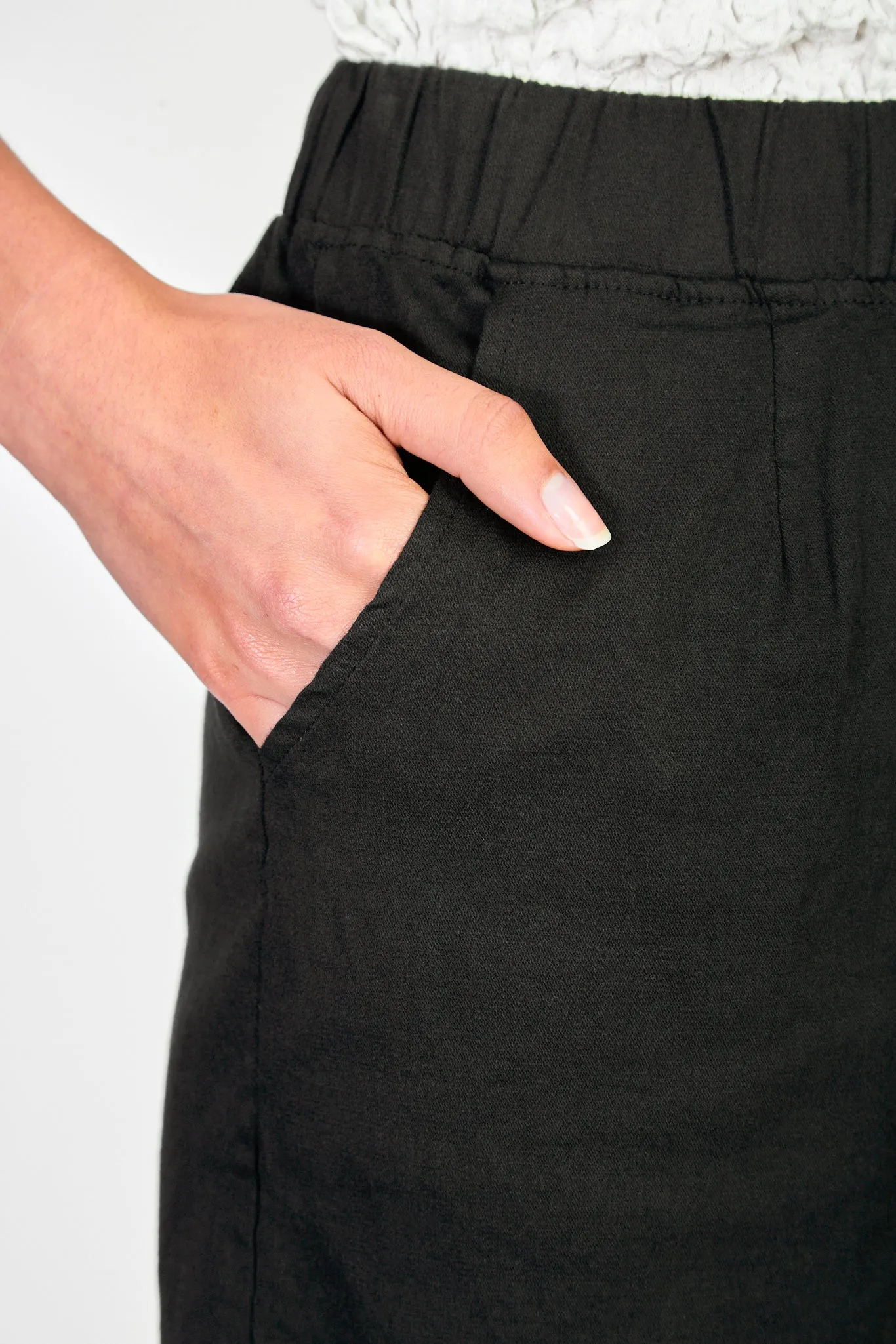 Black relaxed drawstring shorts