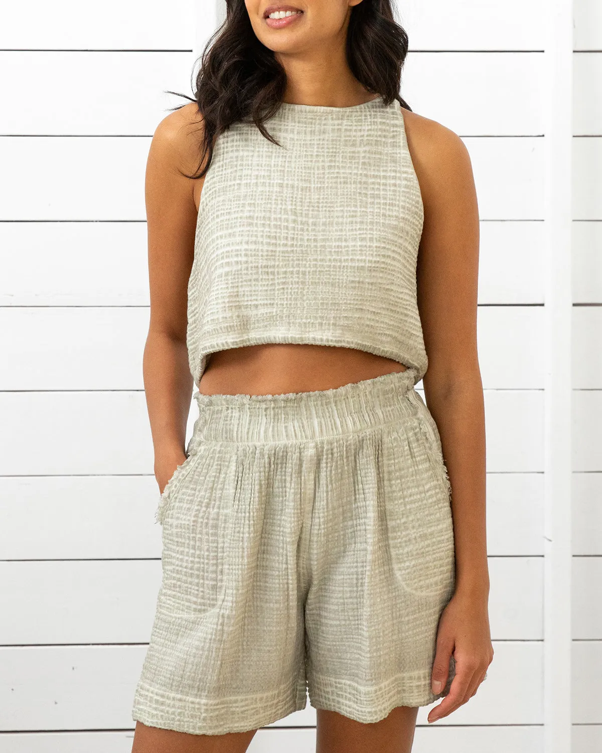 Crinkle Relaxed Shorts Natural