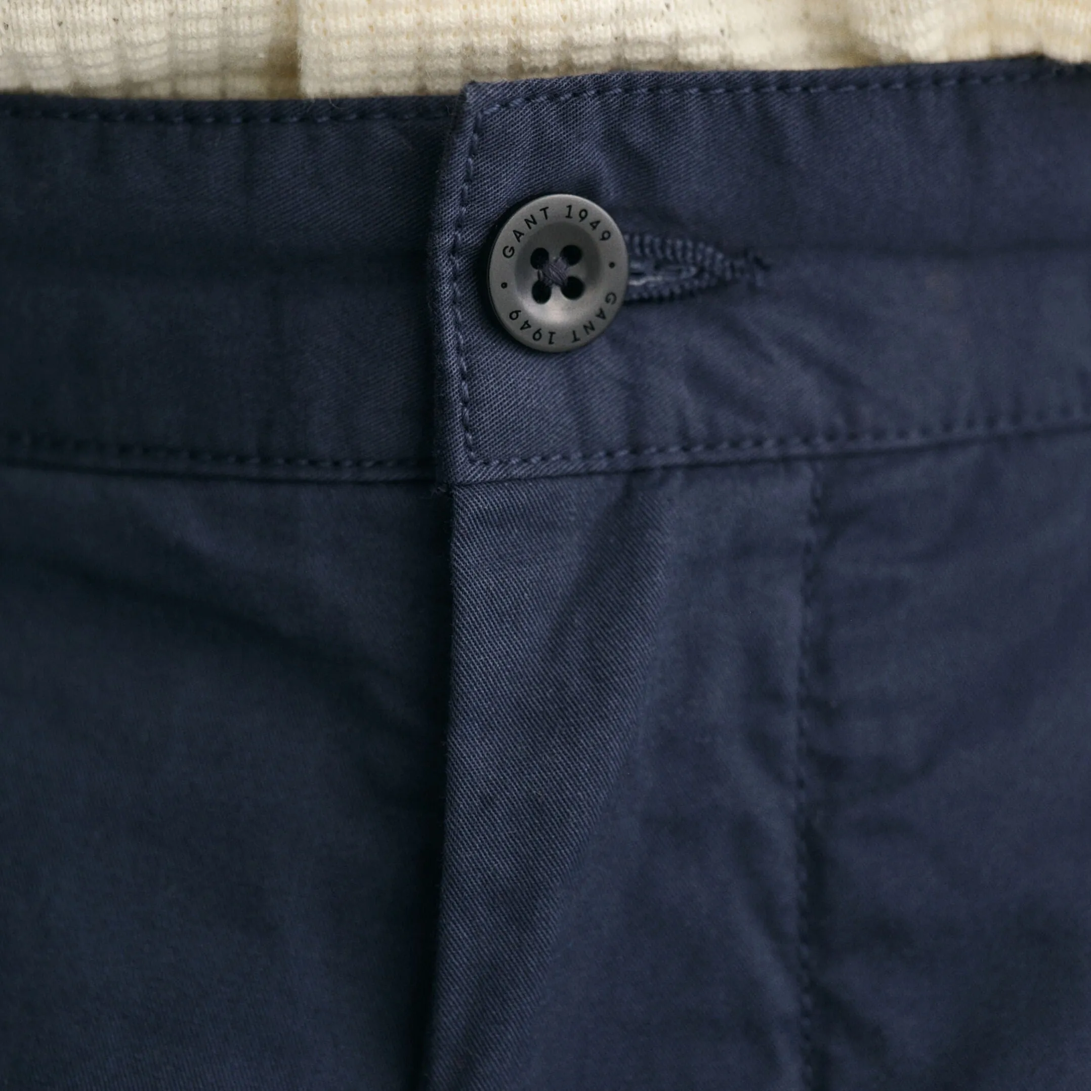 GANT Relaxed Fit Chino Shorts in Marine