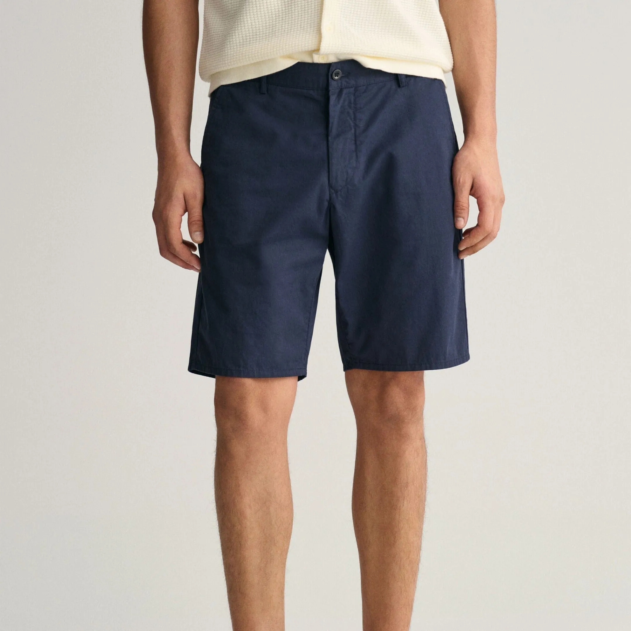 GANT Relaxed Fit Chino Shorts in Marine