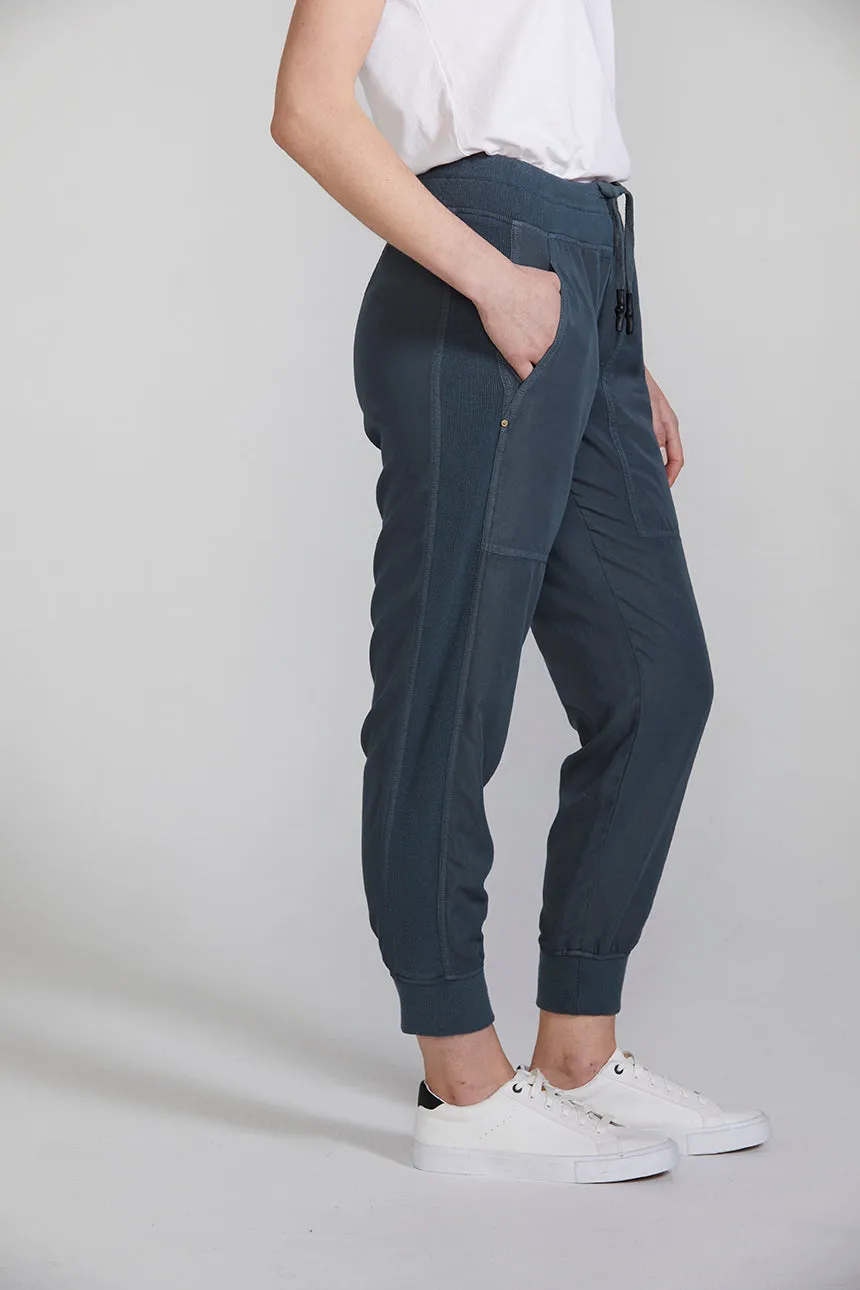 Marriott Jogger