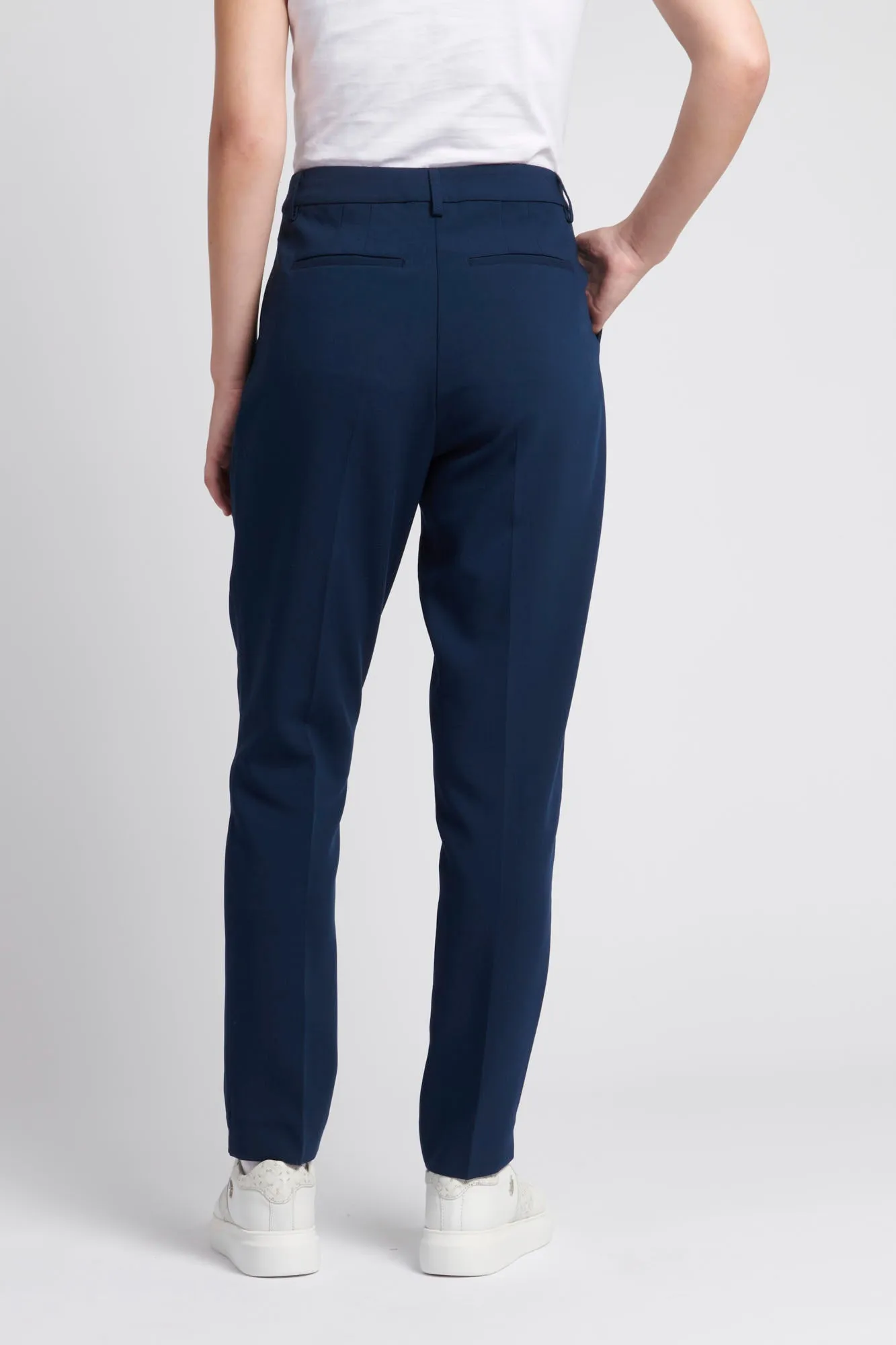 Womens Skinny Leg Trouser in Navy Blue
